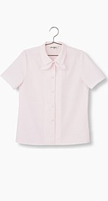 06060 en joie(アンジョア) 光沢のストライプがシャープで華やかな半袖ブラウス 93-06060