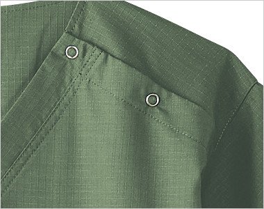 左肩 着脱のしやすいホック(リングドット)付き
